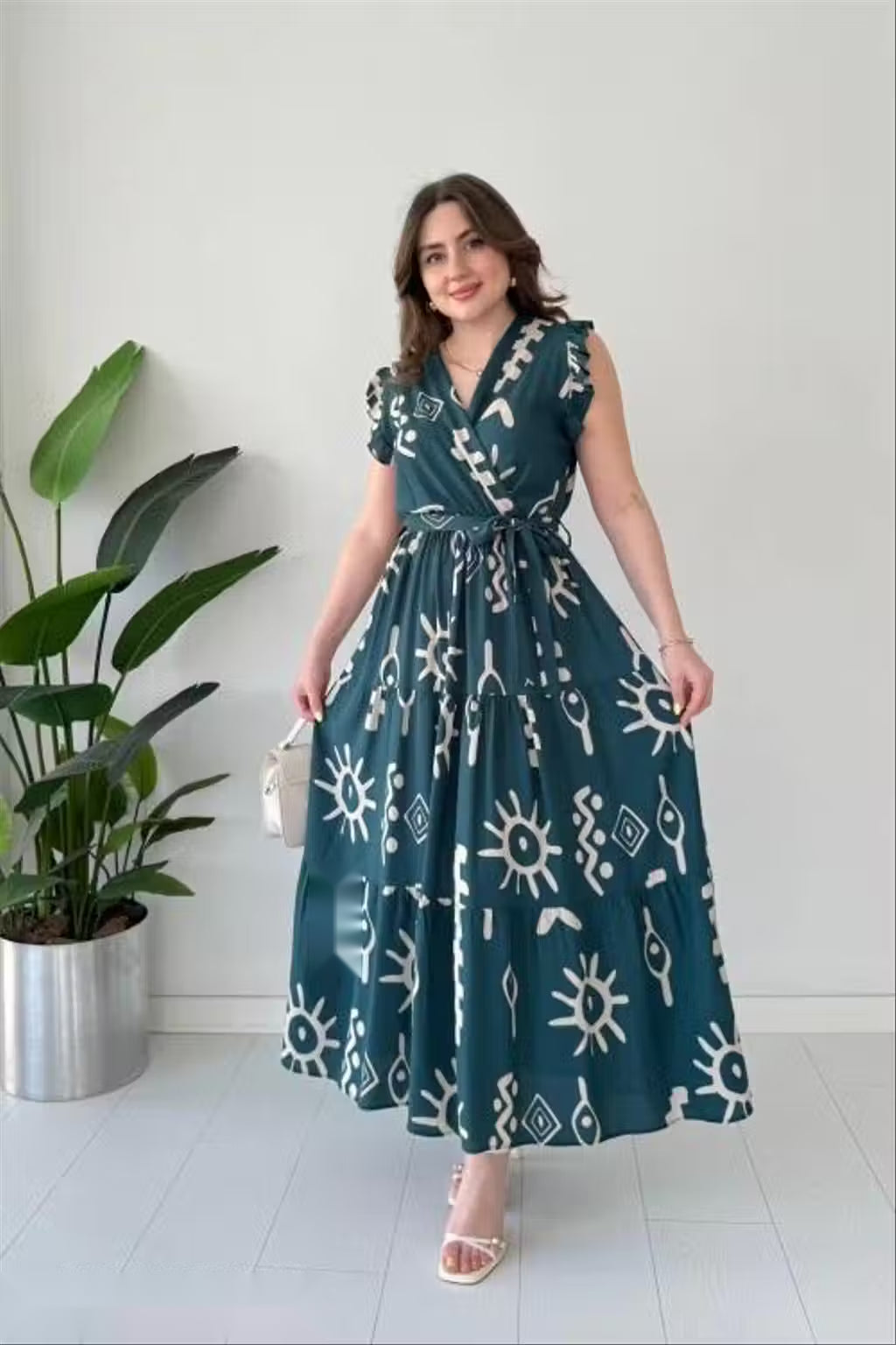 Printed Sleeveless Flowy Maxi Dress | Pinterest Chic Style