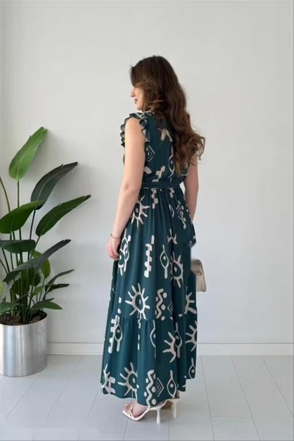 Printed Sleeveless Flowy Maxi Dress | Pinterest Chic Style